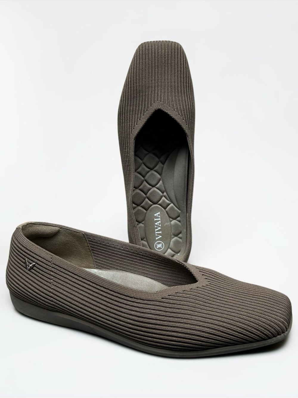 Vivaia Square Toe Margot V Cut Flats Shoes Size 7.5 US / 38.5 Brown Knit Ballet